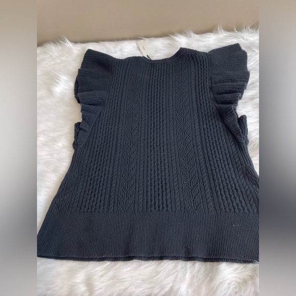 New with tags Banana Republic Black wool Ruffled pointelle sweater large - Picture 9 of 12
